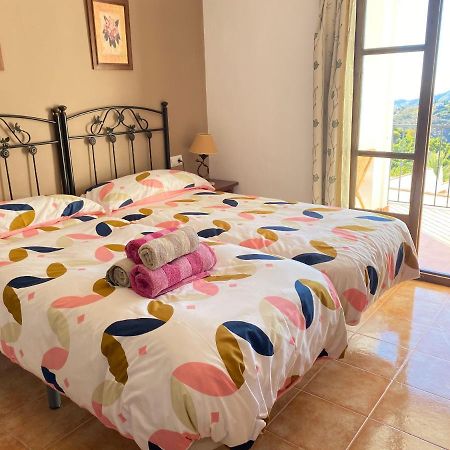 Bonito Apartamento Piscina Wifi フリヒリアナ エクステリア 写真