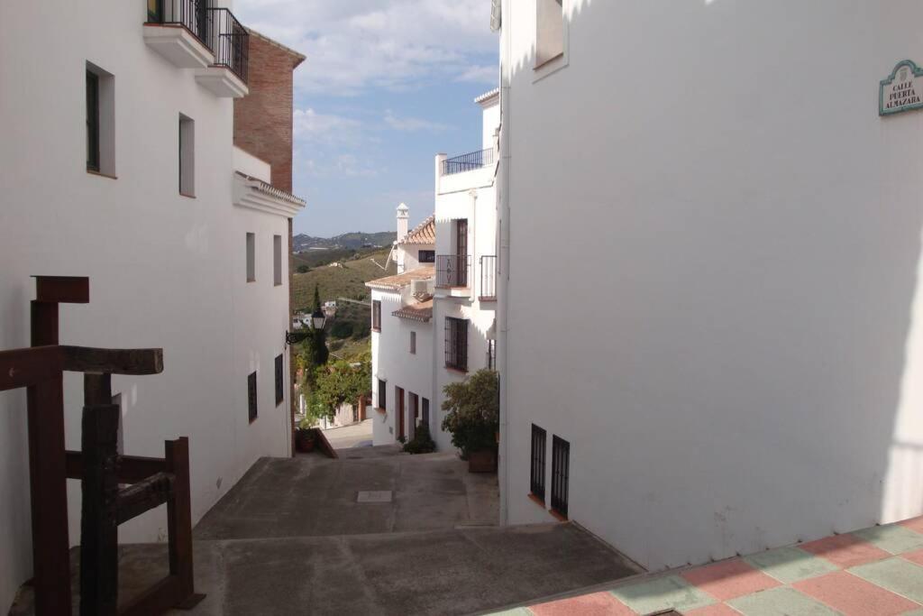 Bonito Apartamento Piscina Wifi フリヒリアナ エクステリア 写真