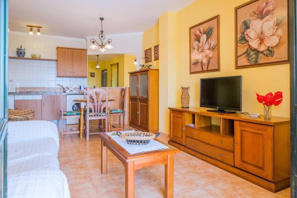 Bonito Apartamento Piscina Wifi フリヒリアナ エクステリア 写真